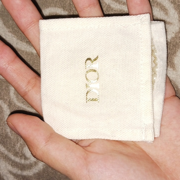 Pearl brooch (DIOR) - Picture 2 of 5